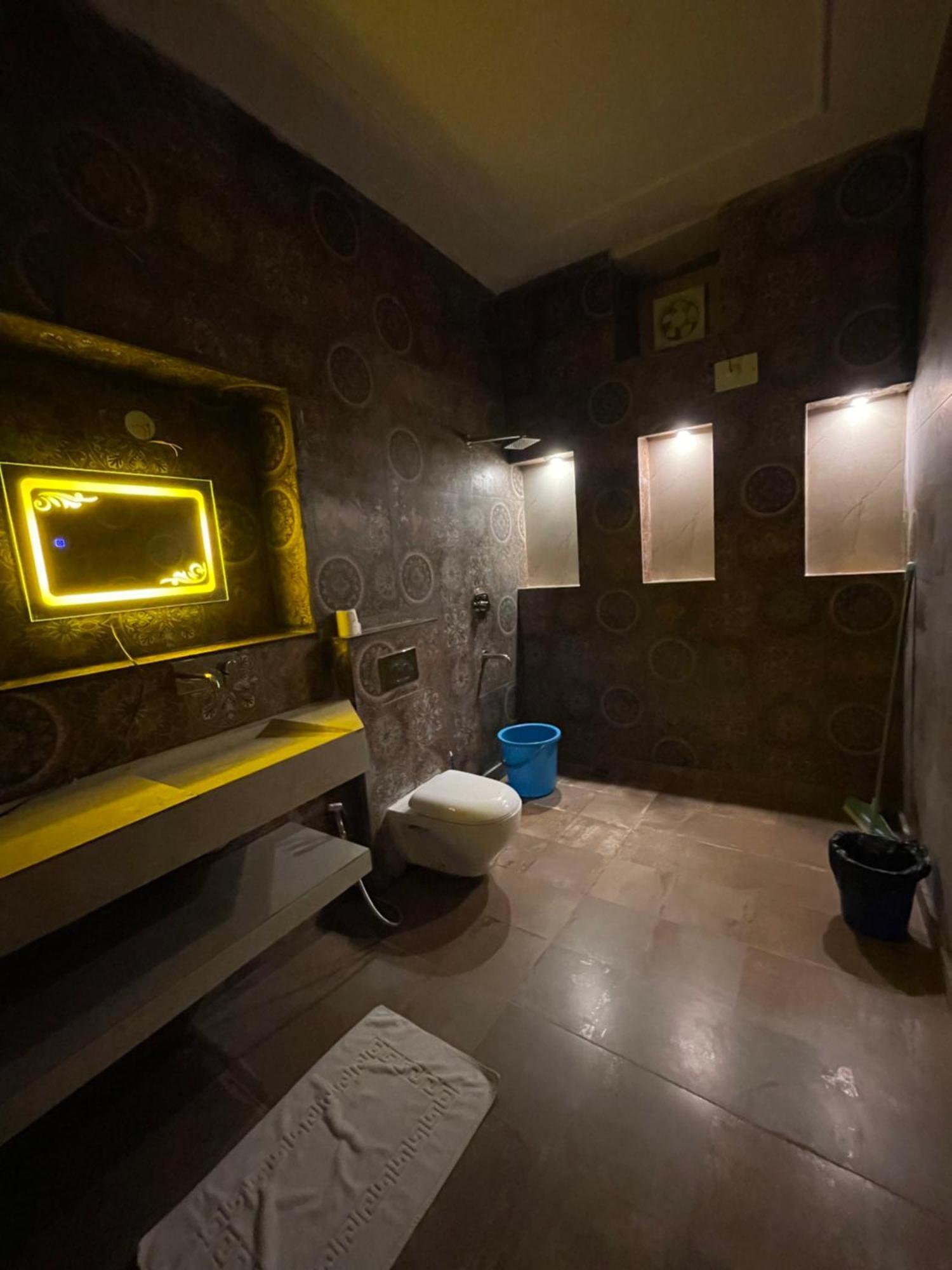 Ferienwohnung BSR Farms Pauri Exterior foto