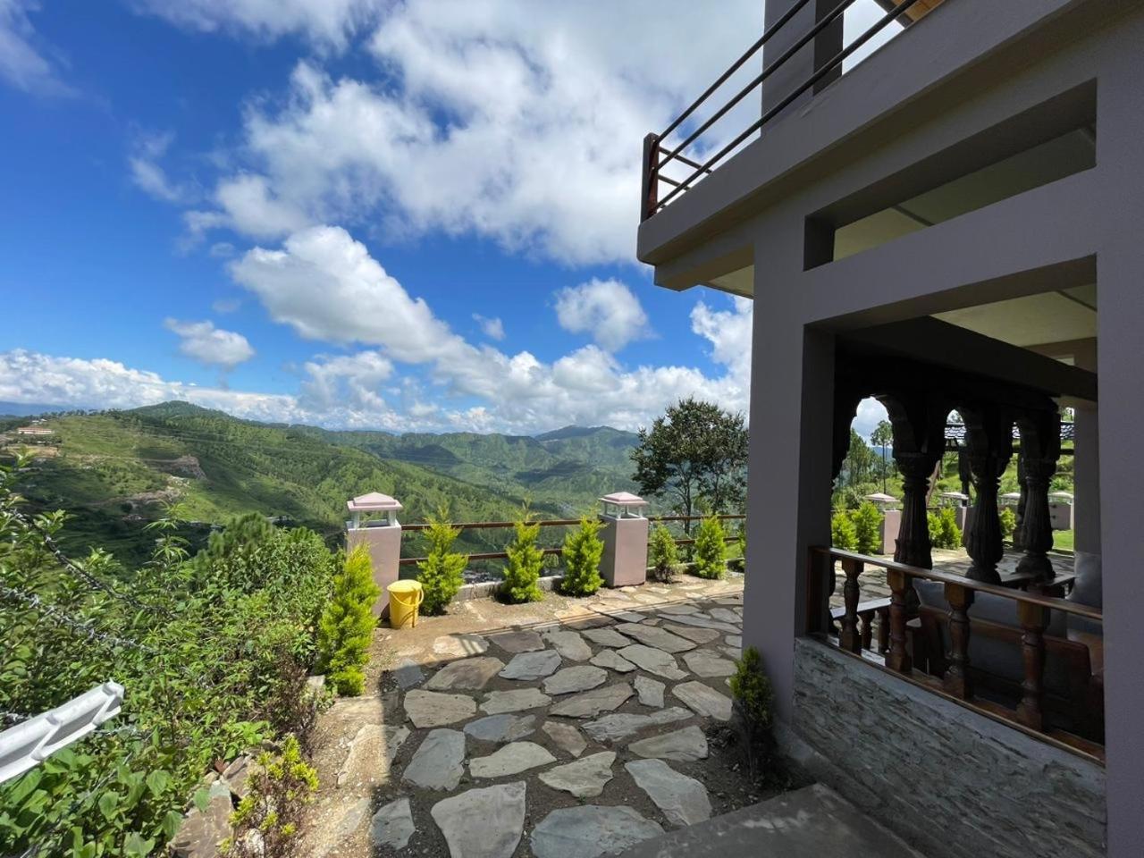 Ferienwohnung BSR Farms Pauri Exterior foto